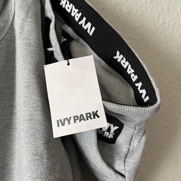 Ivy Park Crop Lounge Joggers - Picture 9 of 13